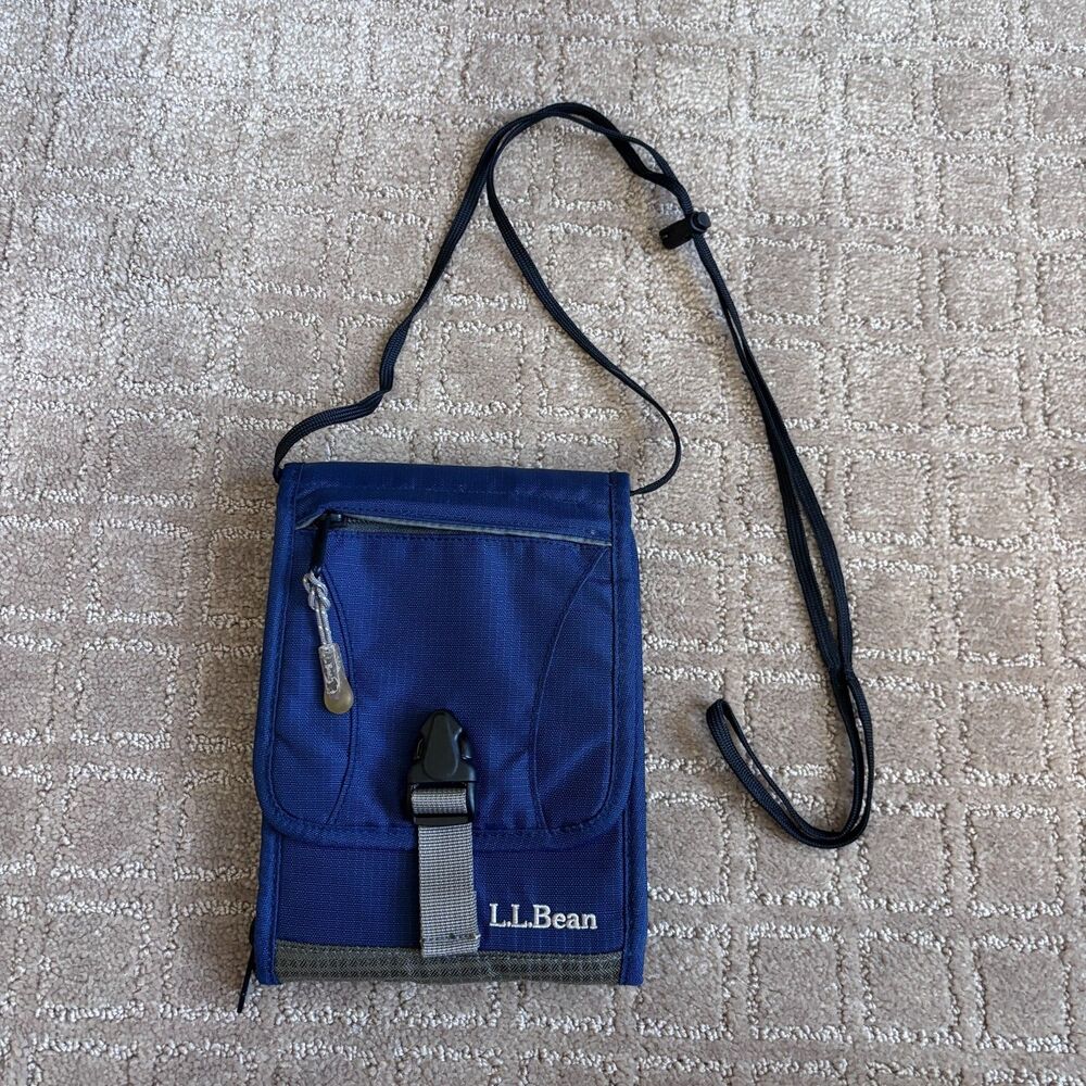 LL Bean Travel Passport Organizer Wallet Crossbody Navy Blue Travel Vacation Bag